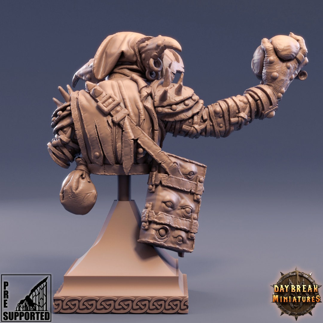 Goblin Gauen Bust | DayBreak Miniatures | Compatible with D&D/AOS | Fantasy | Tabletop