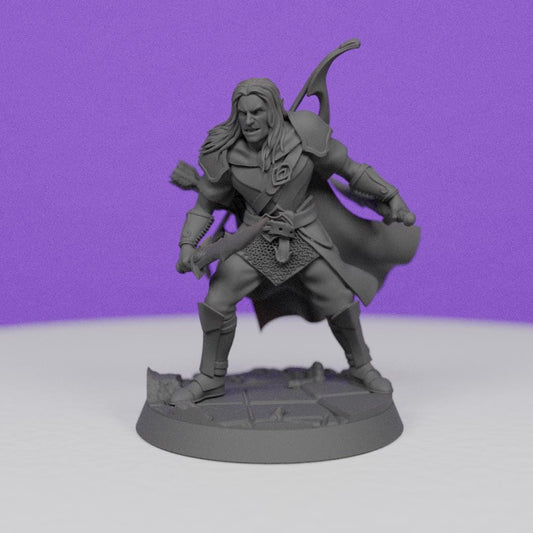 SilverMoor Elf Usunaar Shade Captain | The Beholder Miniatures | Compatible with D&D/AoS | Fantasy | Tabletop RPG