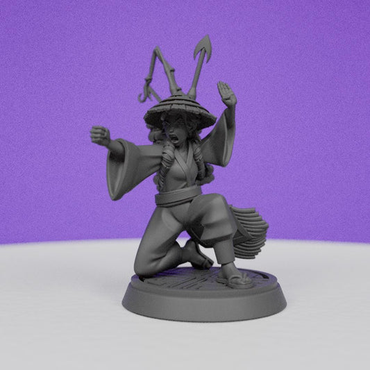 Eternal Monk Female Martial artist Luna | CastnPlay | Compatible with D&D/AoS | Fantasy | Tabletop RPG