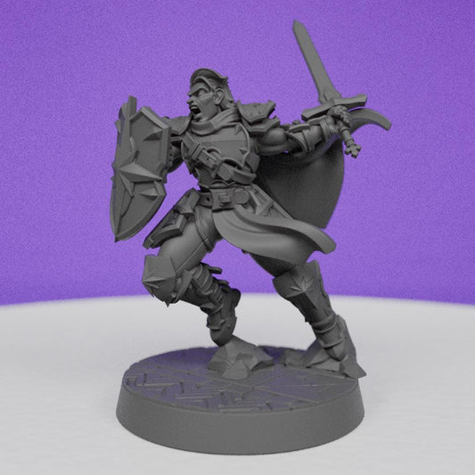 Human Paladin Thrusting | CastnPlay Miniatures | Compatible with D&D/AoS | Fantasy | Tabletop RPG