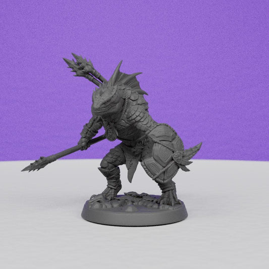 Lizardman of Falgor | Artisan Guild Miniatures | Compatible with D&D/AoS | Fantasy | Tabletop RPG