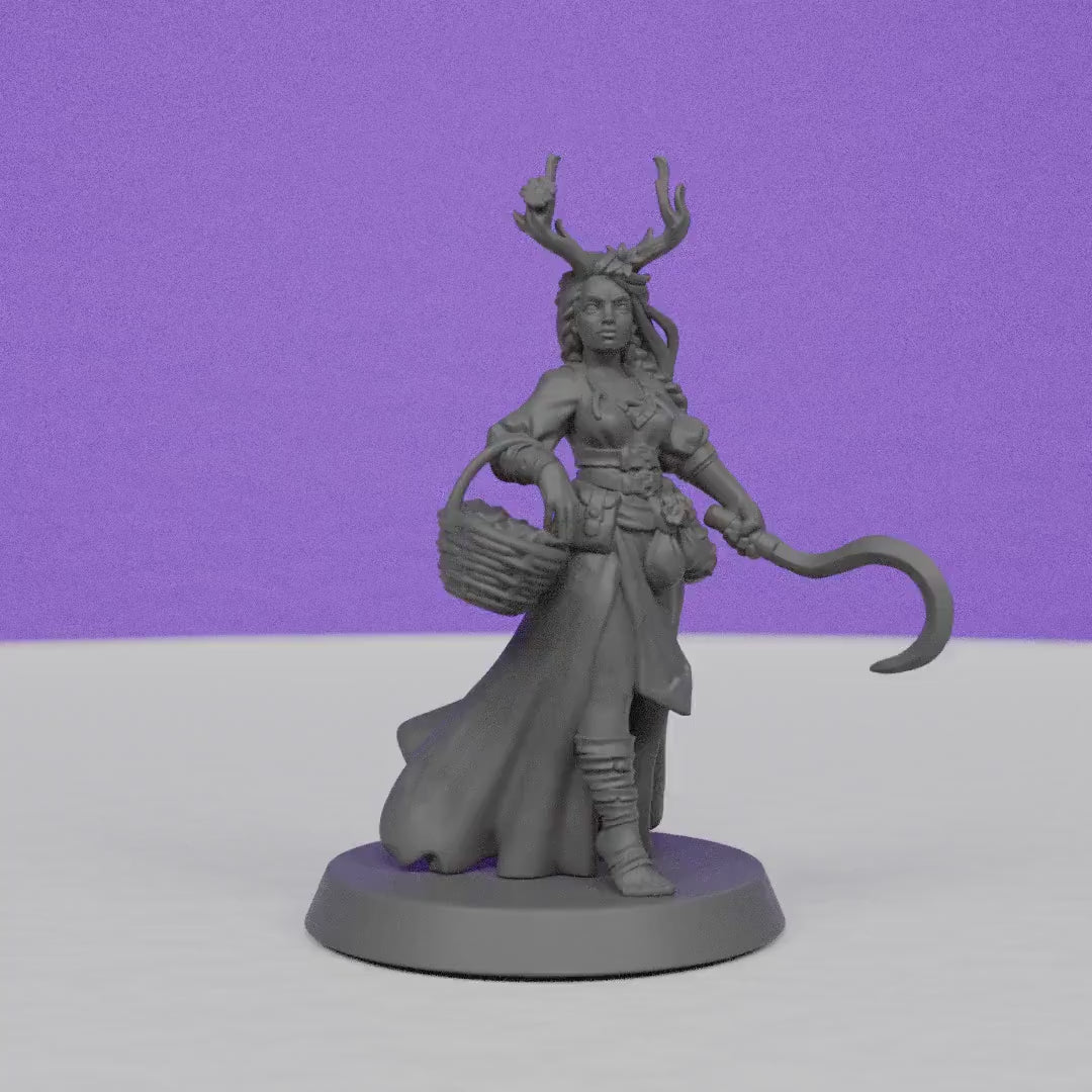 Druid Female | Galaad Miniatures | Compatible with D&D/AoS | Fantasy | Tabletop RPG