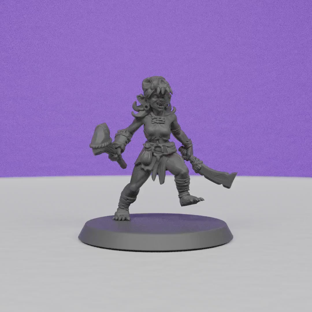 Female Goblin Fighter Duel wielding | Galaad Miniatures | Compatible with D&D/AoS | Fantasy | Tabletop RPG