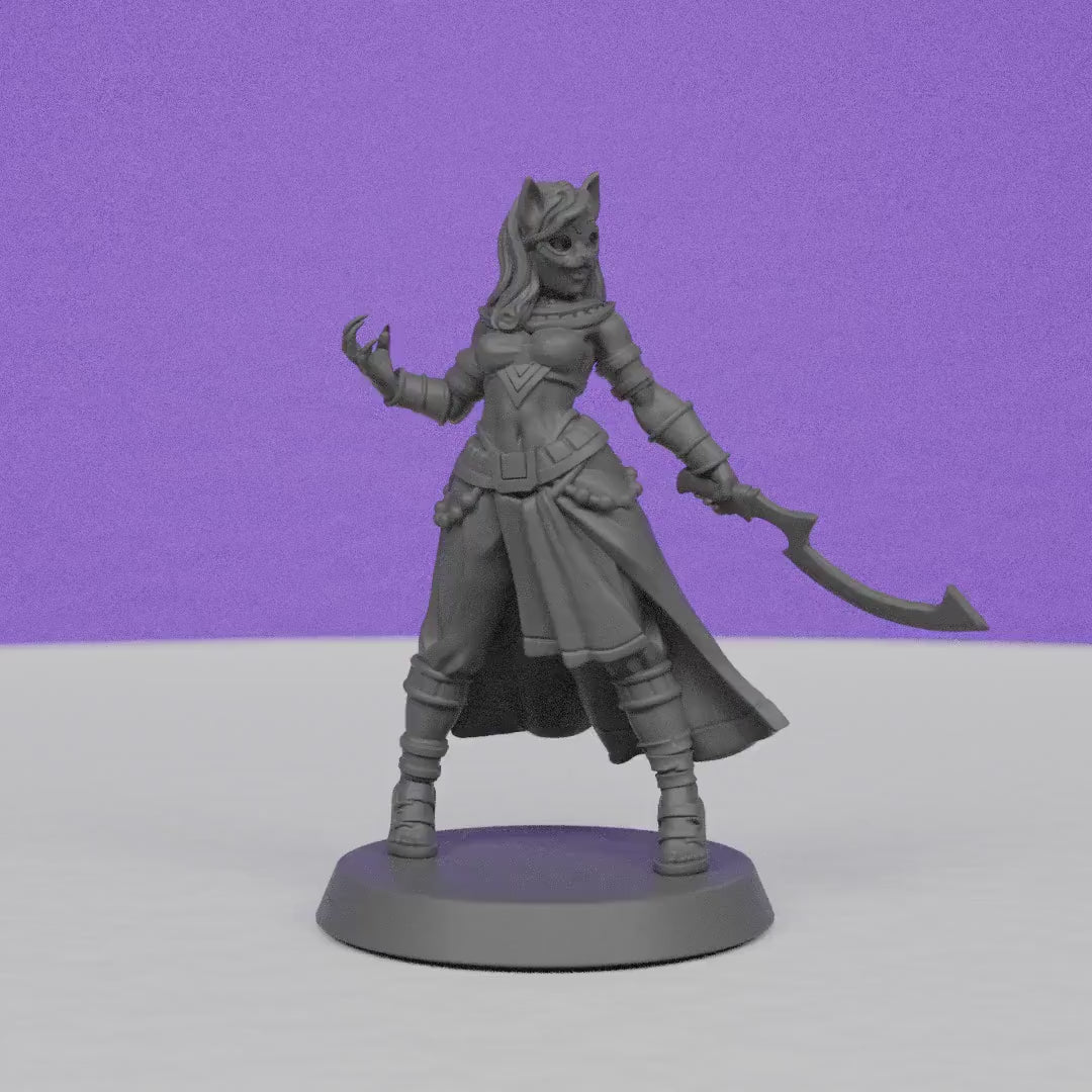 Female Cat Mask Fighter | Galaad Miniatures | Compatible with D&D/AoS | Fantasy | Tabletop RPG