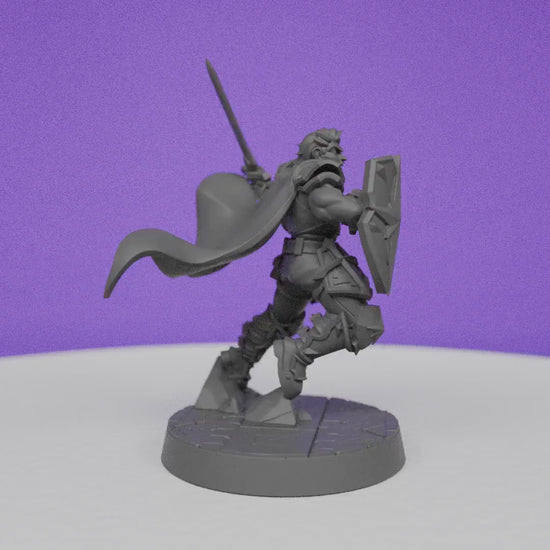 Human Paladin Thrusting | CastnPlay Miniatures | Compatible with D&D/AoS | Fantasy | Tabletop RPG