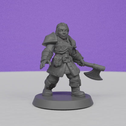 Female Dwarf Warrior | Galaad Miniatures | Compatible with D&D/AoS | Fantasy